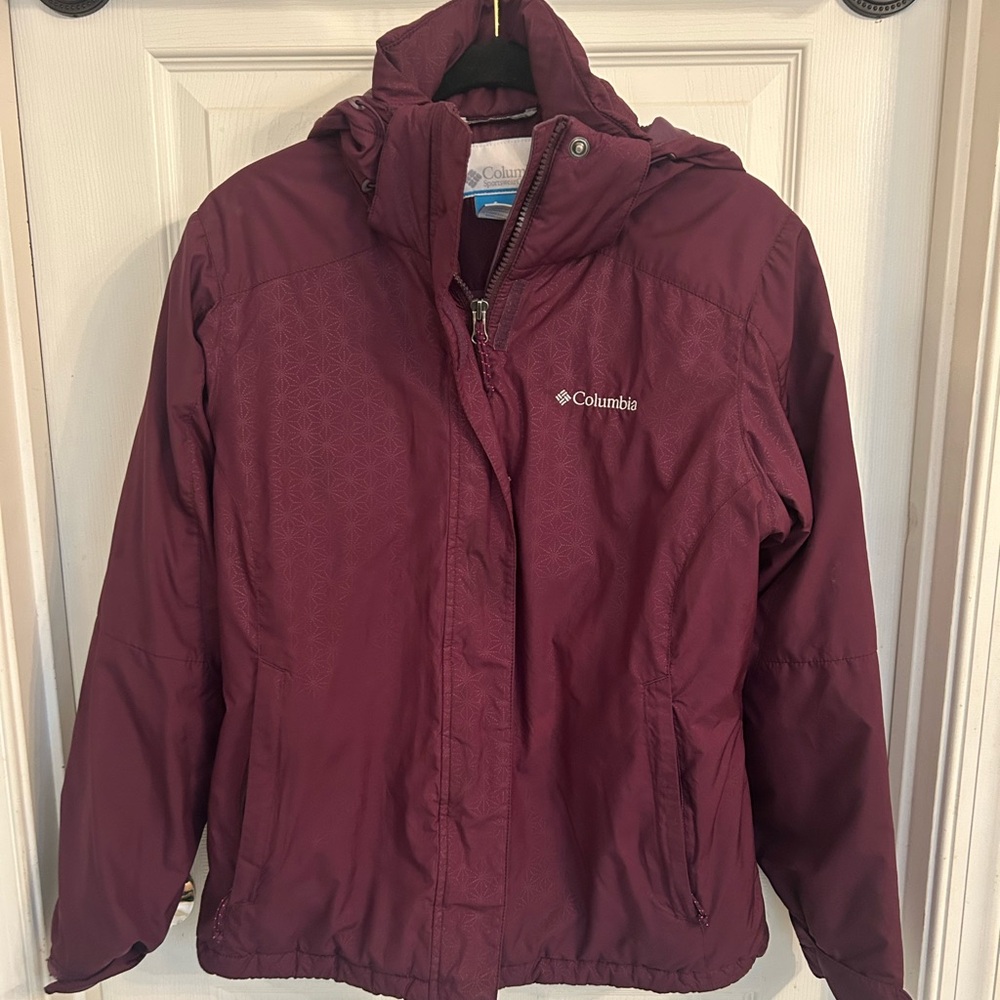 Women’s Small Burgundy Down Jacket with Detachable Hood